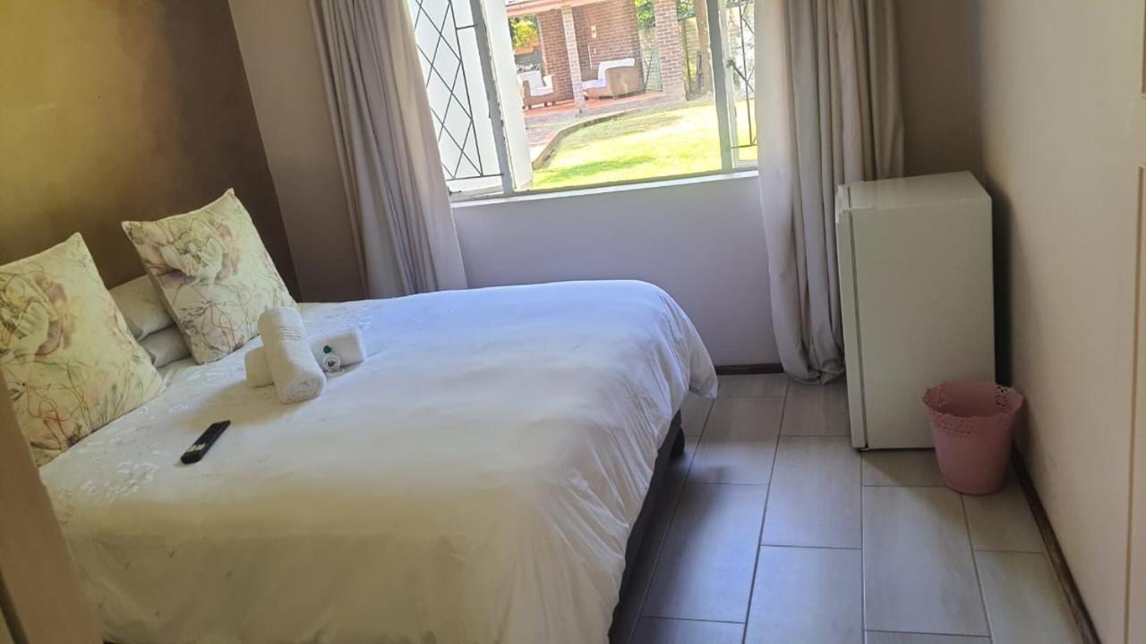 Secret Guest House Pietermaritzburg Extérieur photo